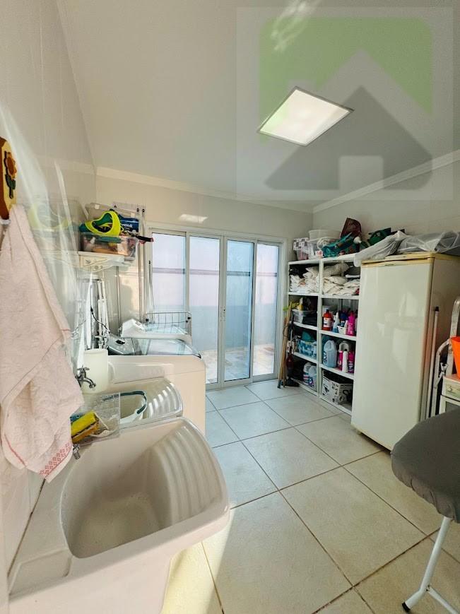 Sobrado, 4 quartos, 300 m² - Foto 10