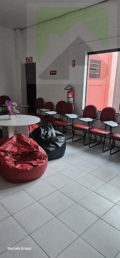 Prédio Inteiro à venda, 300m² - Foto 17