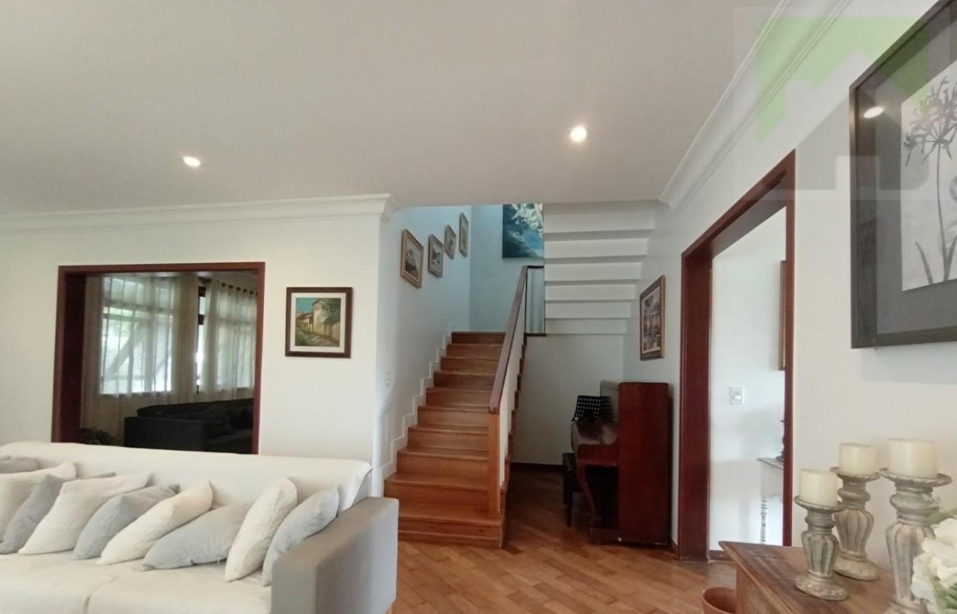 Sobrado à venda com 4 quartos, 1500m² - Foto 32